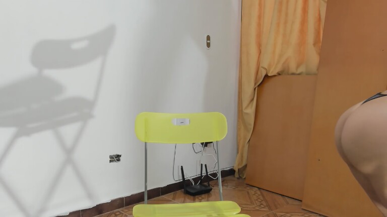 Alisonn_love's Streamate show and profile