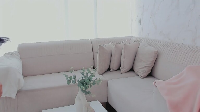 AnnyHoney's Streamate show and profile