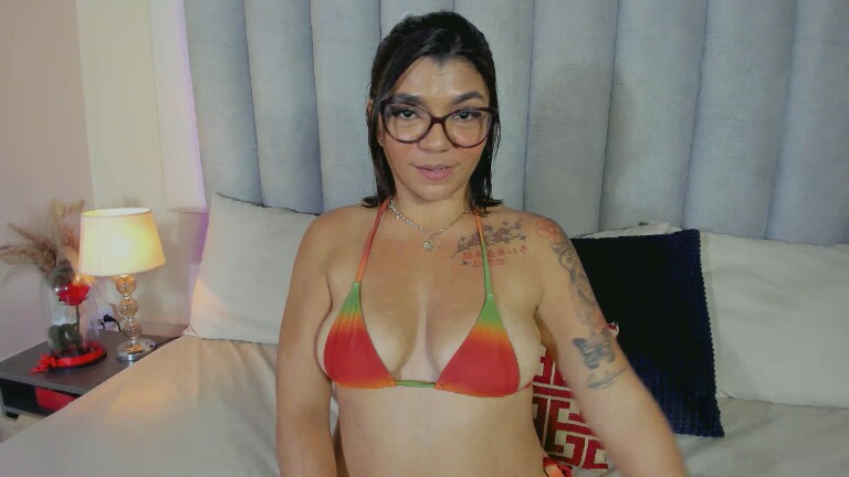 LunnaNoir's Streamate show and profile