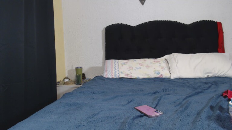 EffywaifuU's Streamate show and profile