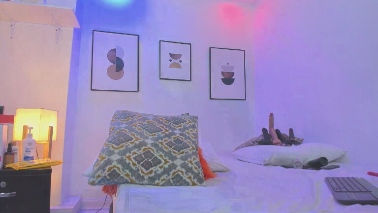 IsabelOrtega's Streamate show and profile