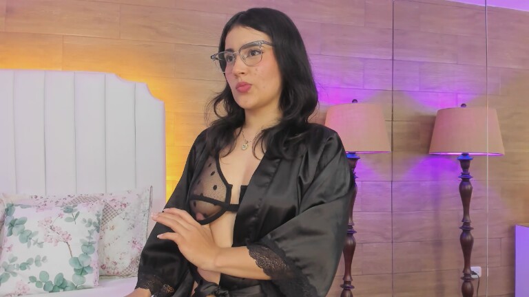 AriaSwan's Streamate show and profile