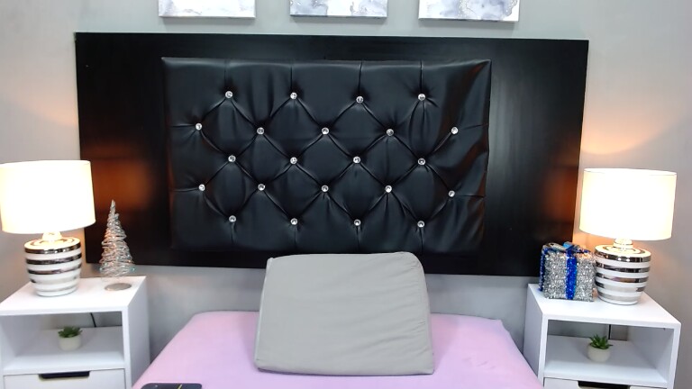 Laureen_Steele's Streamate show and profile