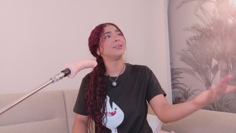 natalieheaven's Streamate show and profile