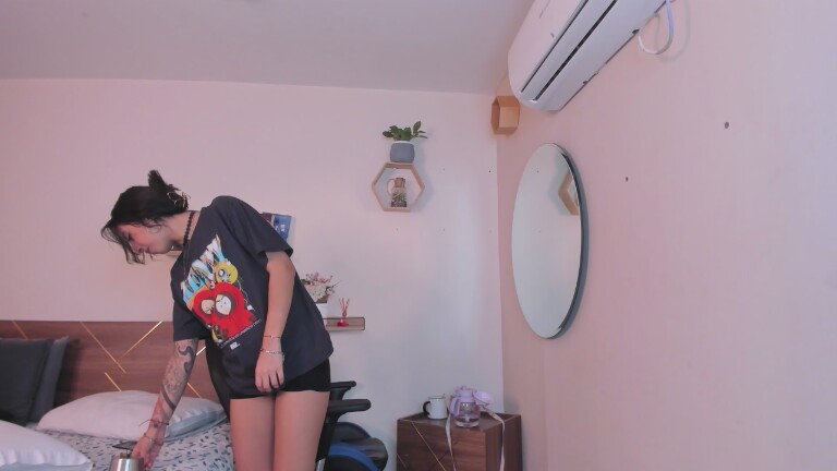 imlucyferreira's Streamate show and profile