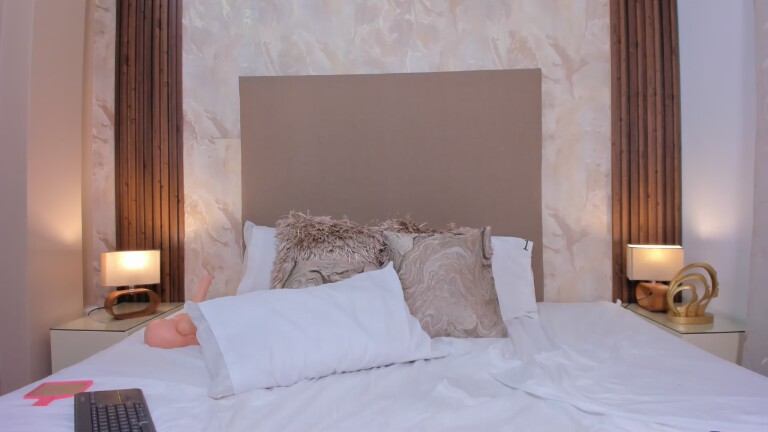 CloeeMilleer's Streamate show and profile