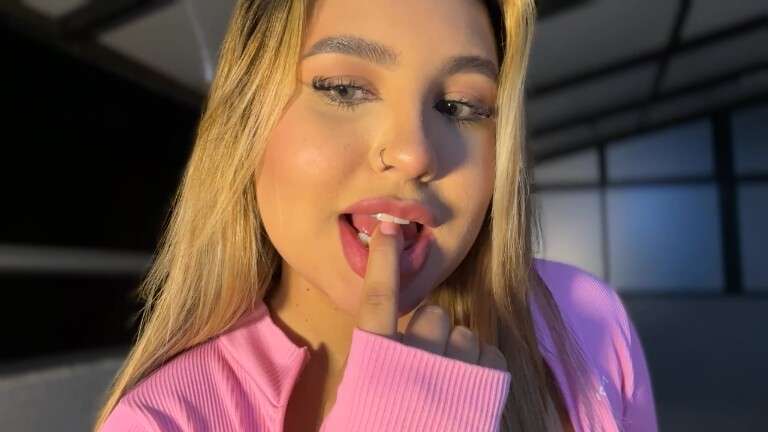 NataScott's Streamate show and profile